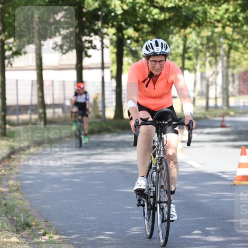 11.08.2024 - GEWOBA Citytriathlon Bremen H.Heesch http://msf.ph/oto/6768111 11.08.2024 10:21:56 Radfahren 29, 42, 64, 69, 98, 106, 109 meine-sportfotos.de