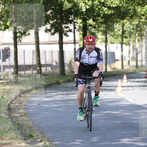 11.08.2024 - GEWOBA Citytriathlon Bremen H.Heesch http://msf.ph/oto/6768121 11.08.2024 10:22:00 Radfahren 29, 64, 98, 106, 109 meine-sportfotos.de