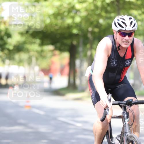 11.08.2024 - GEWOBA Citytriathlon Bremen H.Heesch http://msf.ph/oto/6768165 11.08.2024 10:40:27 Radfahren 9, 26, 27, 38, 42, 64, 66, 71 meine-sportfotos.de