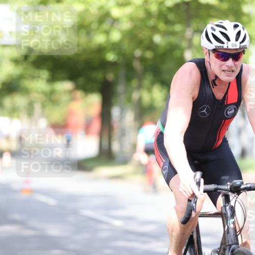 11.08.2024 - GEWOBA Citytriathlon Bremen H.Heesch http://msf.ph/oto/6768166 11.08.2024 10:40:27 Radfahren 9, 26, 27, 38, 42, 64, 66, 71 meine-sportfotos.de