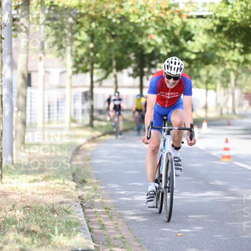 11.08.2024 - GEWOBA Citytriathlon Bremen H.Heesch http://msf.ph/oto/6768178 11.08.2024 10:40:29 Radfahren 9, 26, 27, 38, 42, 64, 66, 71 meine-sportfotos.de