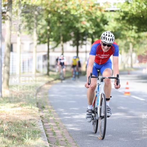 11.08.2024 - GEWOBA Citytriathlon Bremen H.Heesch http://msf.ph/oto/6768186 11.08.2024 10:40:29 Radfahren 9, 26, 27, 38, 42, 64, 66, 71 meine-sportfotos.de
