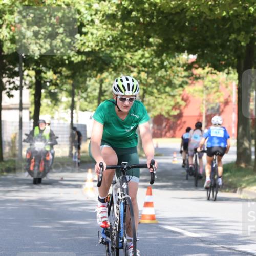 11.08.2024 - GEWOBA Citytriathlon Bremen H.Heesch http://msf.ph/oto/6768292 11.08.2024 10:23:06 Radfahren 5, 91 meine-sportfotos.de