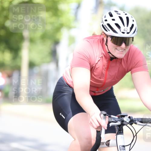 11.08.2024 - GEWOBA Citytriathlon Bremen H.Heesch http://msf.ph/oto/6768325 11.08.2024 10:40:37 Radfahren 9, 26, 27, 38, 42, 55, 64, 66, 71 meine-sportfotos.de