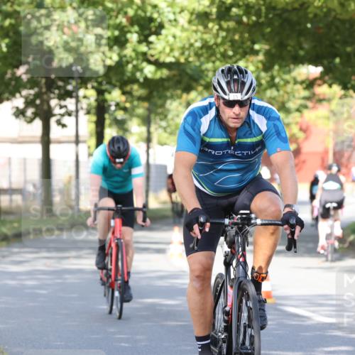 11.08.2024 - GEWOBA Citytriathlon Bremen H.Heesch http://msf.ph/oto/6768363 11.08.2024 10:23:23 Radfahren 15, 35, 38, 49, 66, 84 meine-sportfotos.de