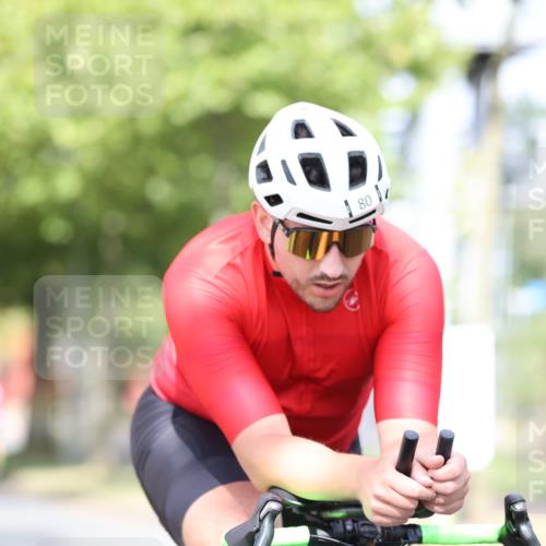 11.08.2024 - GEWOBA Citytriathlon Bremen H.Heesch http://msf.ph/oto/6768399 11.08.2024 10:40:53 Radfahren 32, 49, 55, 69, 80, 98, 109 meine-sportfotos.de