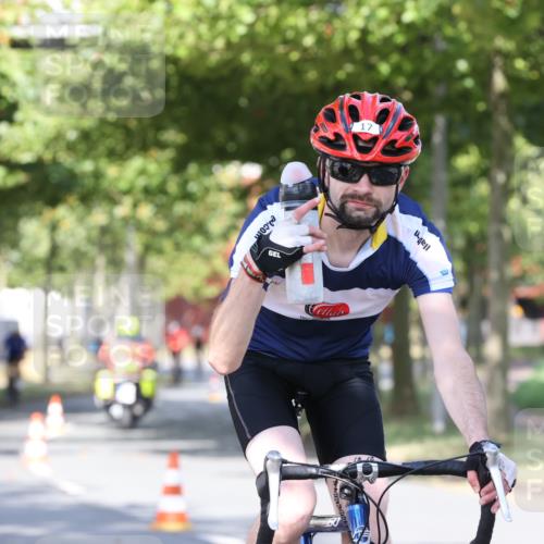 11.08.2024 - GEWOBA Citytriathlon Bremen H.Heesch http://msf.ph/oto/6768537 11.08.2024 10:23:53 Radfahren 17, 21, 23, 32, 37, 50, 51, 70, 116 meine-sportfotos.de