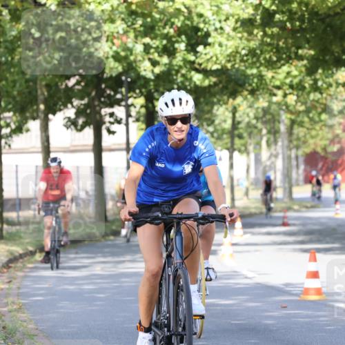 11.08.2024 - GEWOBA Citytriathlon Bremen H.Heesch http://msf.ph/oto/6768635 11.08.2024 10:24:01 Radfahren 17, 21, 23, 37, 44, 50, 51, 70, 101, 116 meine-sportfotos.de