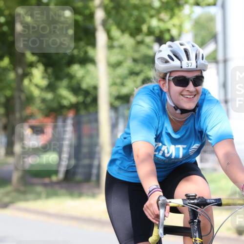 11.08.2024 - GEWOBA Citytriathlon Bremen H.Heesch http://msf.ph/oto/6768685 11.08.2024 10:24:03 Radfahren 17, 21, 23, 33, 37, 44, 50, 51, 70, 101, 116 meine-sportfotos.de