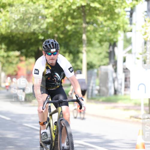 11.08.2024 - GEWOBA Citytriathlon Bremen H.Heesch http://msf.ph/oto/6768926 11.08.2024 10:41:47 Radfahren 5, 7, 35, 47, 102, 110 meine-sportfotos.de