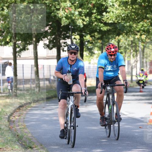 11.08.2024 - GEWOBA Citytriathlon Bremen H.Heesch http://msf.ph/oto/6768960 11.08.2024 10:24:30 Radfahren 2, 18, 67, 68, 88 meine-sportfotos.de