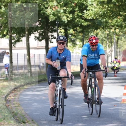 11.08.2024 - GEWOBA Citytriathlon Bremen H.Heesch http://msf.ph/oto/6768963 11.08.2024 10:24:30 Radfahren 2, 18, 67, 68, 88 meine-sportfotos.de