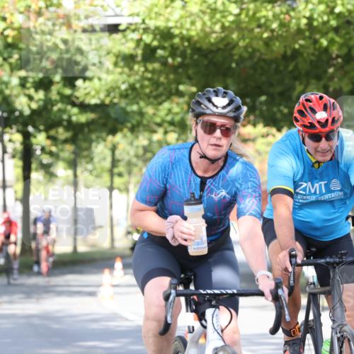 11.08.2024 - GEWOBA Citytriathlon Bremen H.Heesch http://msf.ph/oto/6768974 11.08.2024 10:24:31 Radfahren 2, 18, 67, 68, 88 meine-sportfotos.de