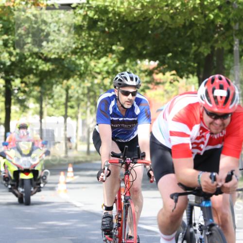 11.08.2024 - GEWOBA Citytriathlon Bremen H.Heesch http://msf.ph/oto/6769027 11.08.2024 10:24:37 Radfahren 2, 18, 67, 68, 88 meine-sportfotos.de