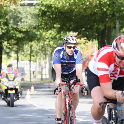11.08.2024 - GEWOBA Citytriathlon Bremen H.Heesch http://msf.ph/oto/6769036 11.08.2024 10:24:37 Radfahren 2, 18, 67, 68, 88 meine-sportfotos.de