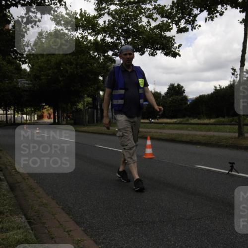 11.08.2024 - GEWOBA Citytriathlon Bremen H.Heesch http://msf.ph/oto/6769182 11.08.2024 11:27:34 Radfahren  meine-sportfotos.de
