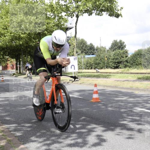 11.08.2024 - GEWOBA Citytriathlon Bremen H.Heesch http://msf.ph/oto/6769216 11.08.2024 11:35:36 Radfahren 817, 862, 934 meine-sportfotos.de