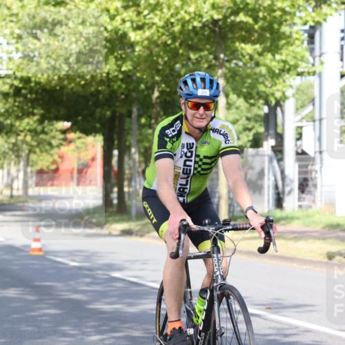11.08.2024 - GEWOBA Citytriathlon Bremen H.Heesch http://msf.ph/oto/6769234 11.08.2024 10:26:11 Radfahren 36, 39, 54, 97 meine-sportfotos.de