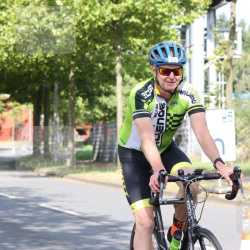 11.08.2024 - GEWOBA Citytriathlon Bremen H.Heesch http://msf.ph/oto/6769241 11.08.2024 10:26:11 Radfahren 36, 39, 54, 97 meine-sportfotos.de