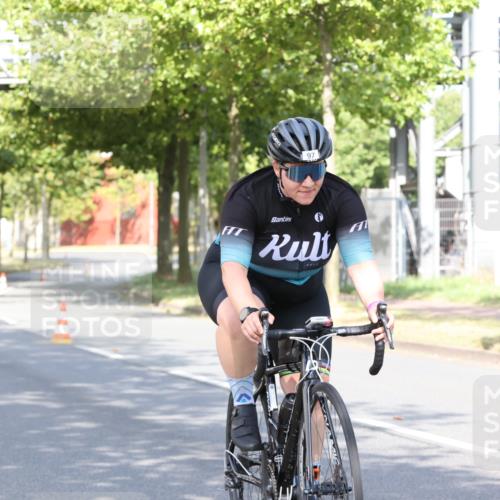 11.08.2024 - GEWOBA Citytriathlon Bremen H.Heesch http://msf.ph/oto/6769254 11.08.2024 10:26:12 Radfahren 36, 39, 54, 97 meine-sportfotos.de