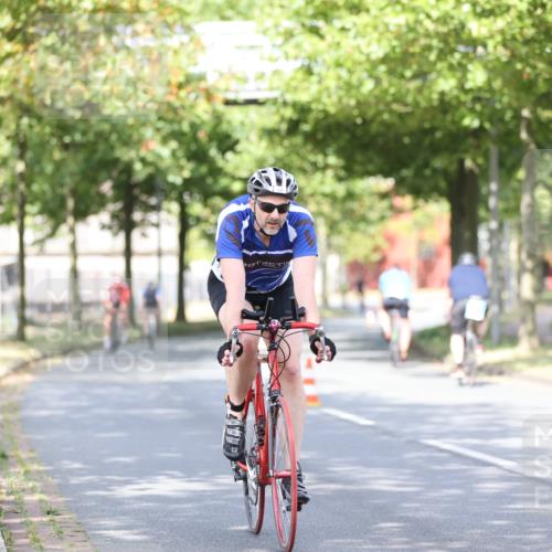 11.08.2024 - GEWOBA Citytriathlon Bremen H.Heesch http://msf.ph/oto/6769320 11.08.2024 10:42:42 Radfahren 12, 18, 67, 68, 70, 74, 88, 106 meine-sportfotos.de
