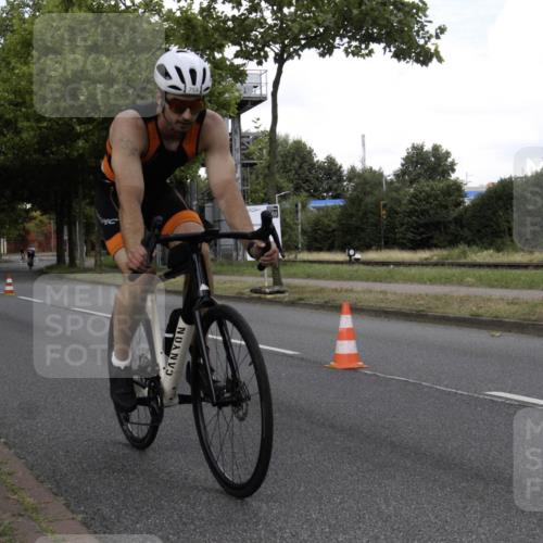 11.08.2024 - GEWOBA Citytriathlon Bremen H.Heesch http://msf.ph/oto/6769327 11.08.2024 11:40:22 Radfahren 754, 767, 772, 858 meine-sportfotos.de
