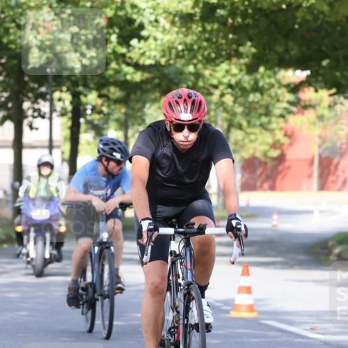 11.08.2024 - GEWOBA Citytriathlon Bremen H.Heesch http://msf.ph/oto/6769333 11.08.2024 10:27:48 Radfahren 100, 115 meine-sportfotos.de