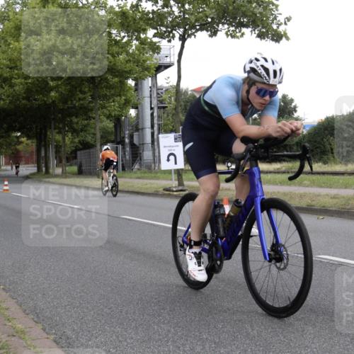 11.08.2024 - GEWOBA Citytriathlon Bremen H.Heesch http://msf.ph/oto/6769390 11.08.2024 11:43:12 Radfahren 756, 780 meine-sportfotos.de