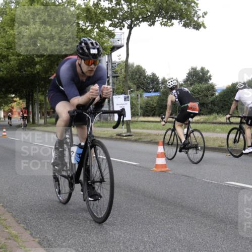 11.08.2024 - GEWOBA Citytriathlon Bremen H.Heesch http://msf.ph/oto/6769406 11.08.2024 11:43:39 Radfahren 770, 846, 868, 925, 967 meine-sportfotos.de
