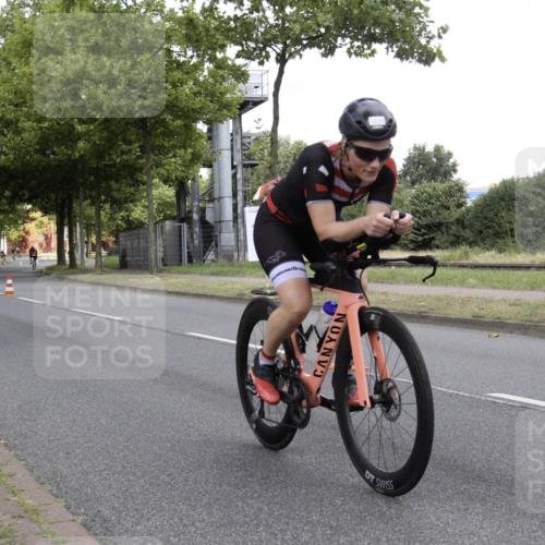 11.08.2024 - GEWOBA Citytriathlon Bremen H.Heesch http://msf.ph/oto/6769413 11.08.2024 11:43:53 Radfahren 770, 914, 1039 meine-sportfotos.de