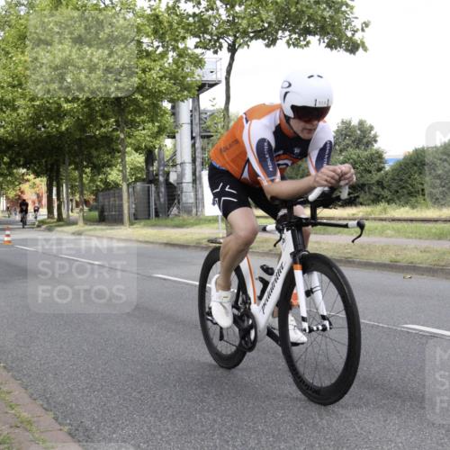 11.08.2024 - GEWOBA Citytriathlon Bremen H.Heesch http://msf.ph/oto/6769416 11.08.2024 11:44:04 Radfahren 746, 914, 1039 meine-sportfotos.de