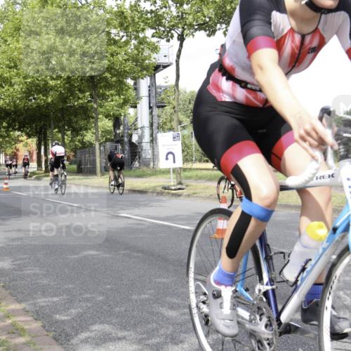 11.08.2024 - GEWOBA Citytriathlon Bremen H.Heesch http://msf.ph/oto/6769425 11.08.2024 11:44:15 Radfahren 746, 759, 861, 914, 926 meine-sportfotos.de