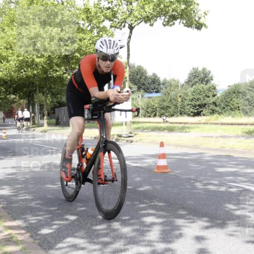 11.08.2024 - GEWOBA Citytriathlon Bremen H.Heesch http://msf.ph/oto/6769552 11.08.2024 11:46:34 Radfahren 703, 757, 768, 773, 798, 839, 843, 942, 1040 meine-sportfotos.de