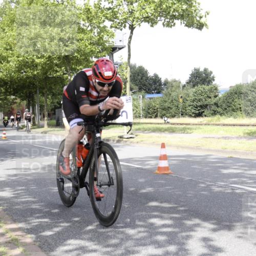 11.08.2024 - GEWOBA Citytriathlon Bremen H.Heesch http://msf.ph/oto/6769561 11.08.2024 11:46:44 Radfahren 703, 768, 798, 942, 1040 meine-sportfotos.de