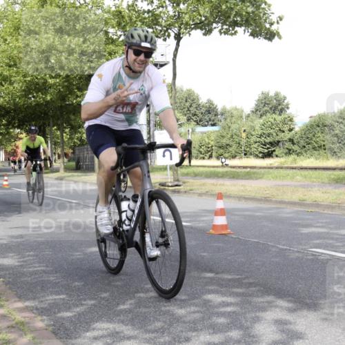 11.08.2024 - GEWOBA Citytriathlon Bremen H.Heesch http://msf.ph/oto/6769569 11.08.2024 11:47:22 Radfahren 752, 779, 800, 860, 864, 865 meine-sportfotos.de