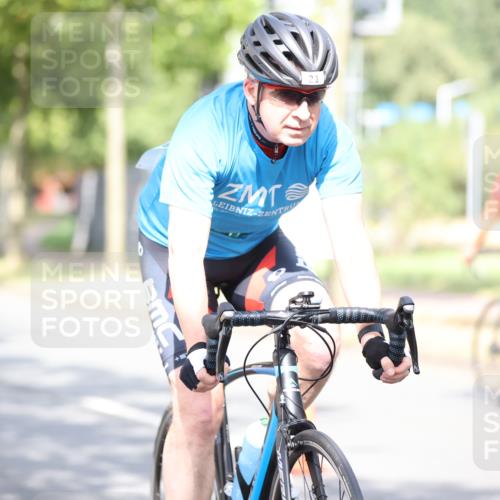 11.08.2024 - GEWOBA Citytriathlon Bremen H.Heesch http://msf.ph/oto/6769587 11.08.2024 10:43:00 Radfahren 18, 21, 70, 101, 116 meine-sportfotos.de