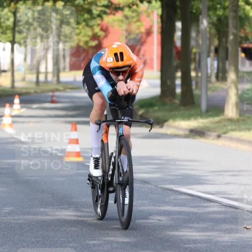 11.08.2024 - GEWOBA Citytriathlon Bremen H.Heesch http://msf.ph/oto/6769631 11.08.2024 10:29:50 Radfahren 72 meine-sportfotos.de