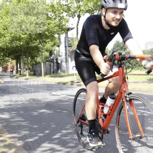 11.08.2024 - GEWOBA Citytriathlon Bremen H.Heesch http://msf.ph/oto/6769645 11.08.2024 11:48:48 Radfahren 787, 829, 870, 920 meine-sportfotos.de