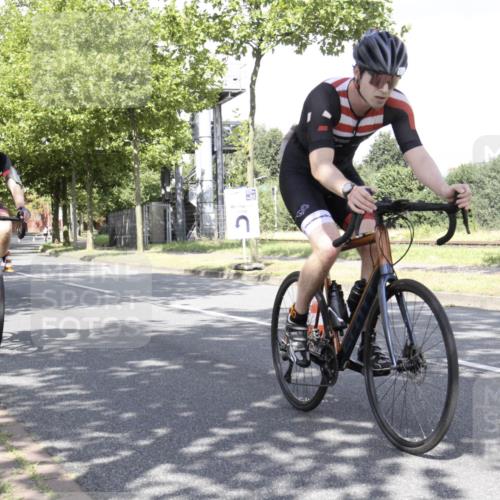 11.08.2024 - GEWOBA Citytriathlon Bremen H.Heesch http://msf.ph/oto/6769742 11.08.2024 11:51:19 Radfahren 742, 803, 863, 993 meine-sportfotos.de