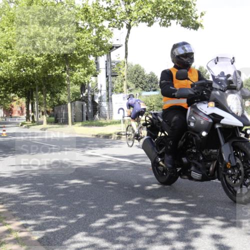 11.08.2024 - GEWOBA Citytriathlon Bremen H.Heesch http://msf.ph/oto/6769748 11.08.2024 11:51:21 Radfahren 742, 803, 863, 993 meine-sportfotos.de