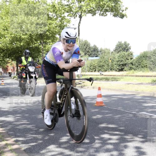 11.08.2024 - GEWOBA Citytriathlon Bremen H.Heesch http://msf.ph/oto/6769773 11.08.2024 11:52:05 Radfahren 743, 794, 797, 817, 932, 988, 1016, 1017 meine-sportfotos.de