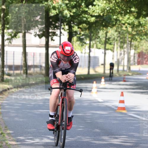 11.08.2024 - GEWOBA Citytriathlon Bremen H.Heesch http://msf.ph/oto/6769777 11.08.2024 10:33:10 Radfahren 46, 85 meine-sportfotos.de