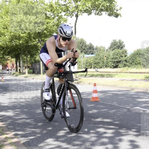 11.08.2024 - GEWOBA Citytriathlon Bremen H.Heesch http://msf.ph/oto/6769788 11.08.2024 11:52:14 Radfahren 743, 745, 762, 794, 818, 889, 932, 945, 1016, 1017 meine-sportfotos.de