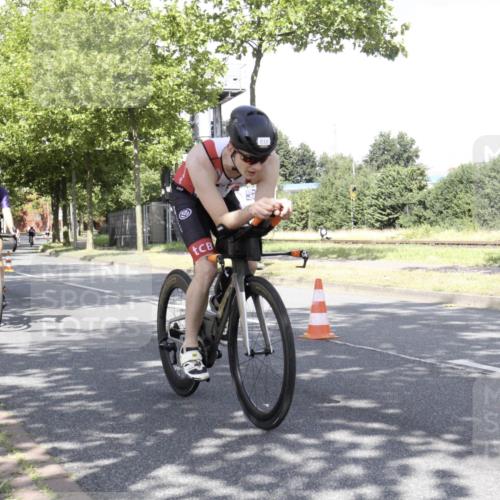 11.08.2024 - GEWOBA Citytriathlon Bremen H.Heesch http://msf.ph/oto/6769791 11.08.2024 11:52:16 Radfahren 743, 745, 762, 794, 818, 889, 932, 945, 1016, 1017 meine-sportfotos.de