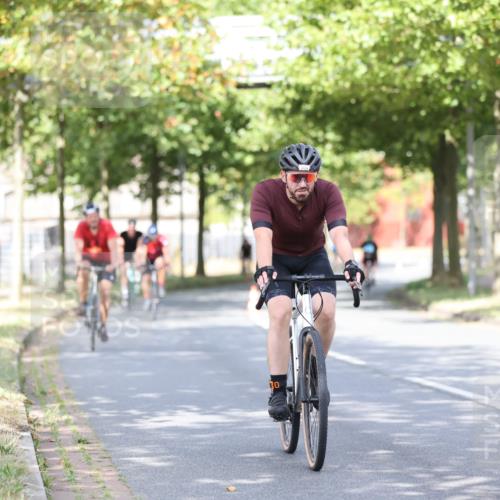 11.08.2024 - GEWOBA Citytriathlon Bremen H.Heesch http://msf.ph/oto/6769959 11.08.2024 10:43:57 Radfahren 23, 28, 37, 39, 104, 113, 114 meine-sportfotos.de