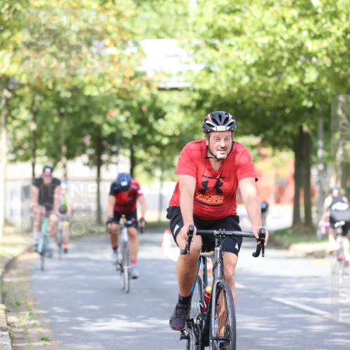 11.08.2024 - GEWOBA Citytriathlon Bremen H.Heesch http://msf.ph/oto/6769999 11.08.2024 10:43:59 Radfahren 23, 28, 37, 39, 104, 113, 114 meine-sportfotos.de