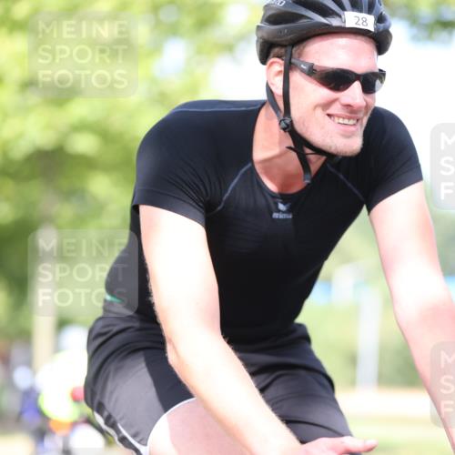 11.08.2024 - GEWOBA Citytriathlon Bremen H.Heesch http://msf.ph/oto/6770084 11.08.2024 10:44:02 Radfahren 23, 28, 37, 39, 104, 113, 114 meine-sportfotos.de