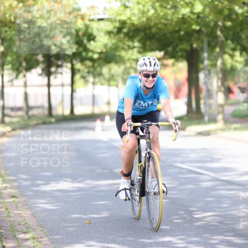 11.08.2024 - GEWOBA Citytriathlon Bremen H.Heesch http://msf.ph/oto/6770164 11.08.2024 10:44:09 Radfahren 28, 37, 39, 48, 113, 114 meine-sportfotos.de