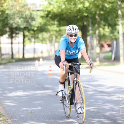 11.08.2024 - GEWOBA Citytriathlon Bremen H.Heesch http://msf.ph/oto/6770172 11.08.2024 10:44:09 Radfahren 28, 37, 39, 48, 113, 114 meine-sportfotos.de