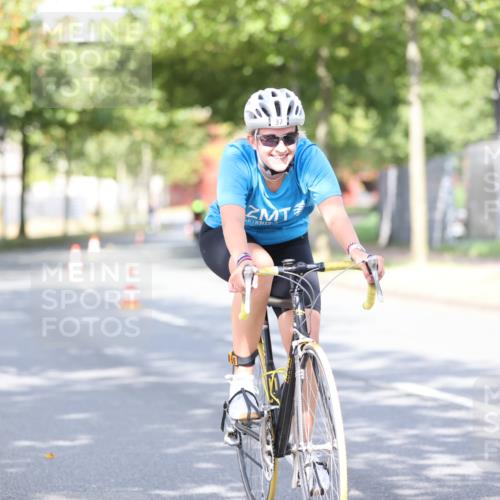 11.08.2024 - GEWOBA Citytriathlon Bremen H.Heesch http://msf.ph/oto/6770181 11.08.2024 10:44:09 Radfahren 28, 37, 39, 48, 113, 114 meine-sportfotos.de